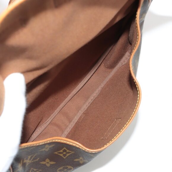 ❌❌❌ SOLD! ❌❌❌ Louis Vuitton Monogram Saumur 30 Crossbody / Shoulder bag - Picture 8 of 10
